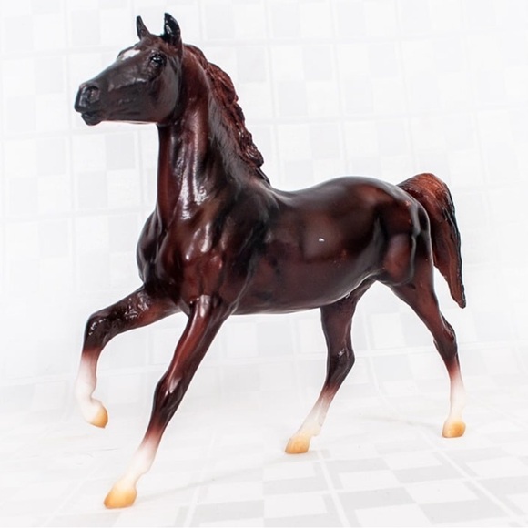 Breyer Chestnut Sport Horse 924 Freedom Series 1:12 Scale Model Horse - Picture 1 of 9